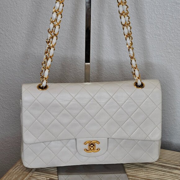 CHANEL Handbags - Vintage Chanel Medium 25 Classic Double Flap Lambskin Leather White and Gold